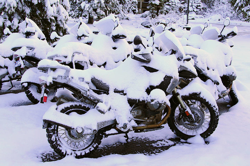 Зимнее хранение мотоцикла в гараже