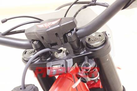 Мотоцикл ZUUM CR250 CB 21/18 MSD