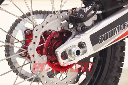 Мотоцикл ZUUM CR250 CB 21/18 MSD