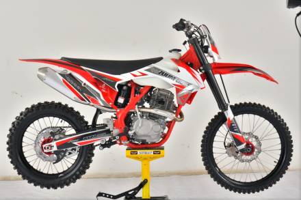 Мотоцикл ZUUM CR250 CB 21/18 MSD