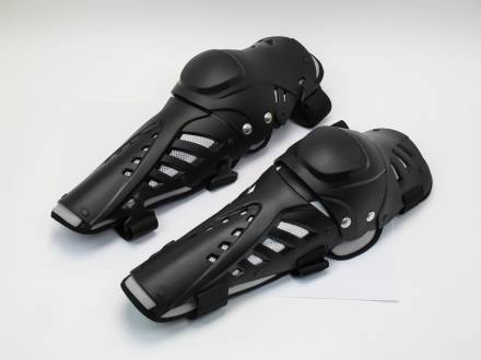 Наколенники Fox Titan Pro Knee/Shin Guard Black (06192-001-OS)