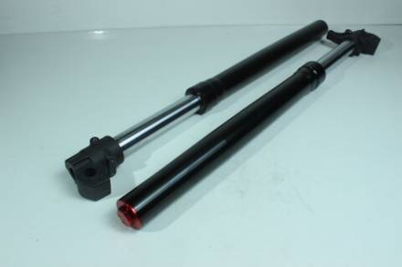 Амортизаторы передние без регулировок 735мм