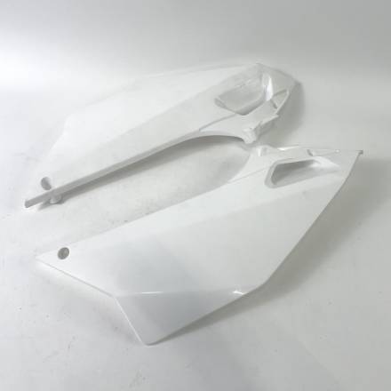 Боковые обтекатели задние (пара) YCF BIGY белые