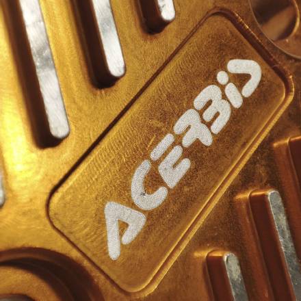 Крышка доступа к клапанам CNC 150 золотая