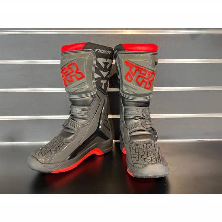 Мотоботы TIGER Т2 черный/ красный/ серый 46