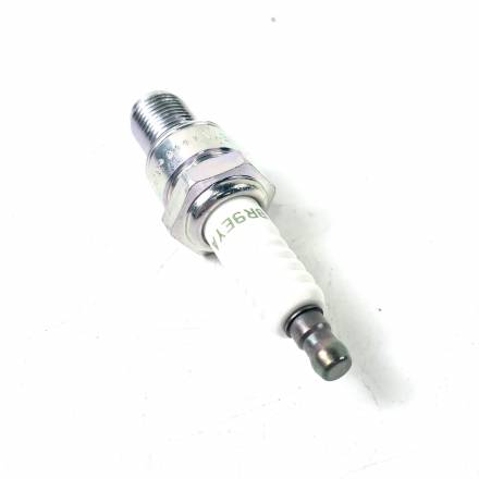 СВЕЧА NGK BR9EYA
