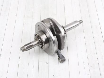 Коленвал в сборе (56x57) YX140 (W063)