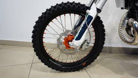 Мотоцикл кроссовый Hasky F7X 250 Enduro 2T 21\18 MSD