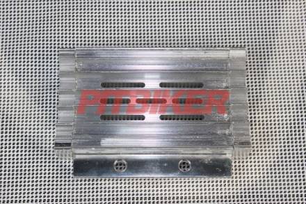 Радиатор алюминиевый серебристый