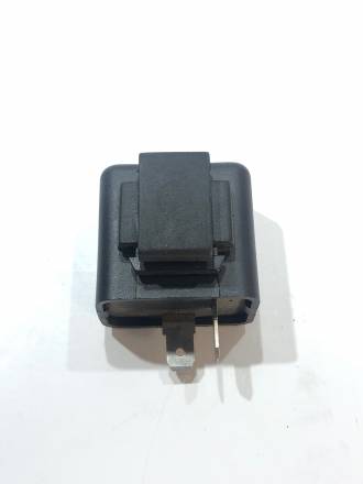 LU073801 Реле указателей поворотов