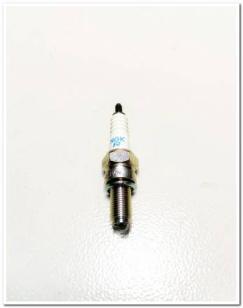 Свеча NGK CR6E