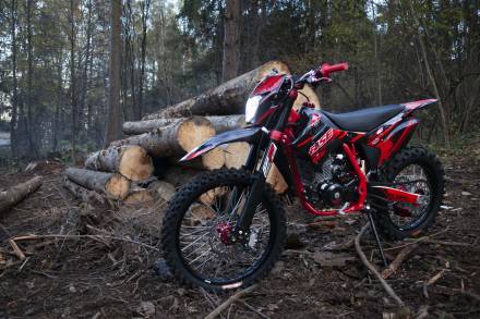 Кроссовый мотоцикл BSE Z10 Red Black (055) MSD MSD