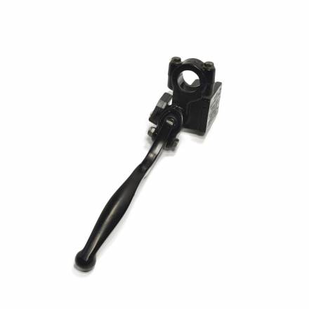 Главный тормозной цилиндр (передний) в сборе с рычагом TTR250