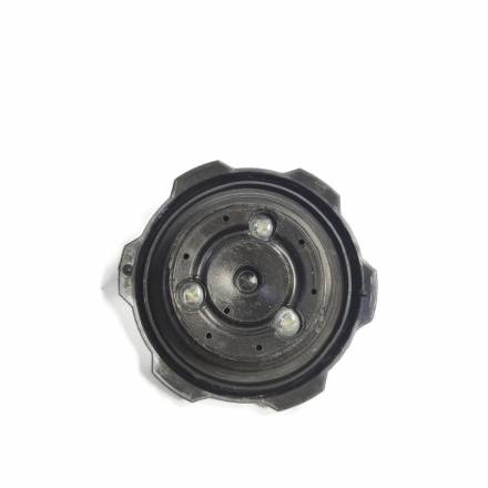 Крышка топливного бака внутренняя