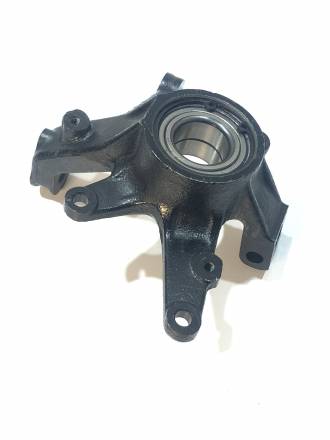 LU022071 Кулак поворотный, передний, левый, в сборе