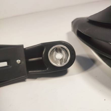 Защита рук с поворотниками черная