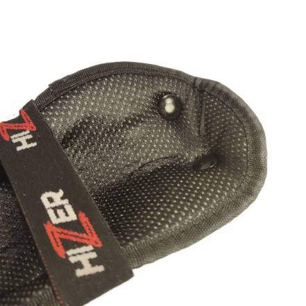 Защита колен Hizer AT-3570 (L)