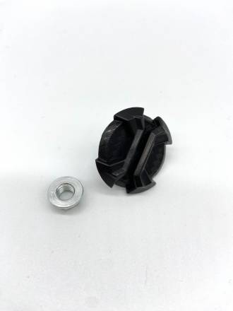 Клипса с гайкой крепления козырька KIOSHI