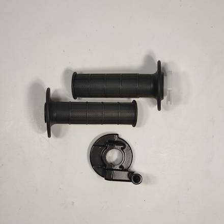 Ручка газа стандартная в комплекте с грипсами черные