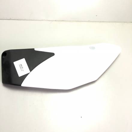 Боковой обтекатель задний левый TTR белый