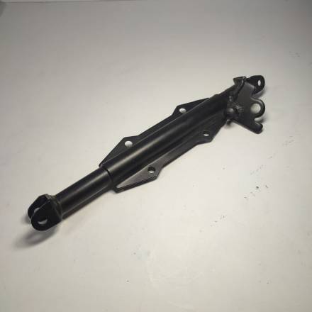 Штанга крепления подножек KAYO CRF801