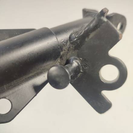 Штанга крепления подножек KAYO CRF801