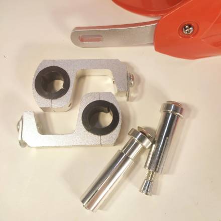 Защита рук армированная красная HP14