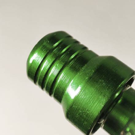 Крышка топливного бака+клапан, алюминиевая, зеленая