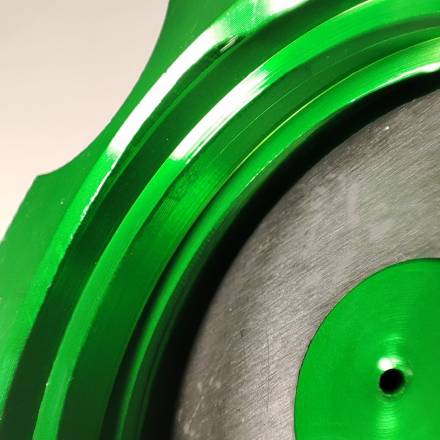 Крышка топливного бака+клапан, алюминиевая, зеленая