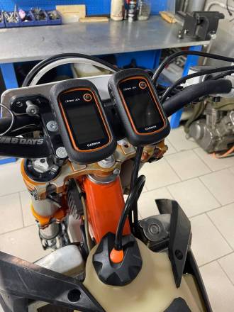 Чехол навигатора NT (станд. Garmin Etrex 20) (черный)