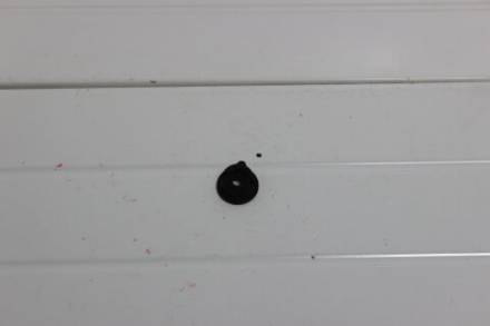 Клипса крепления бокового обтекателя GR7