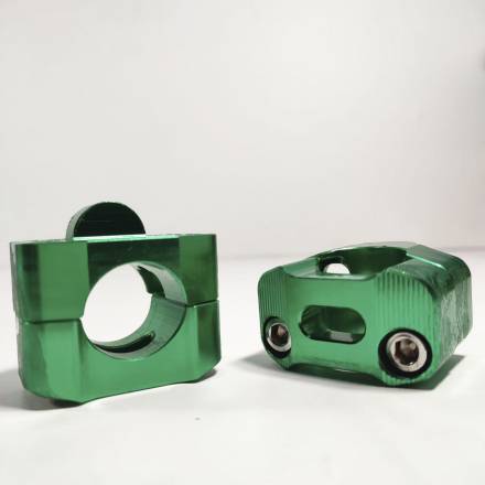 Переходники (стойки) руля 22мм-28мм зеленые