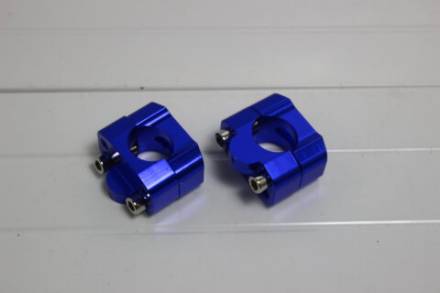 Переходники (стойки) руля 22мм-28мм синие