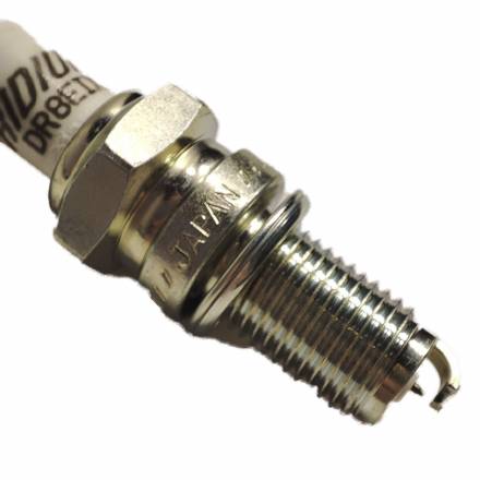 Свеча зажигания NGK DR8EIX