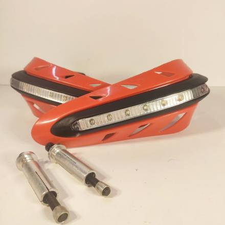 Защита рук с поворотниками красная