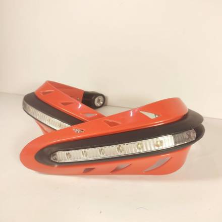 Защита рук с поворотниками красная