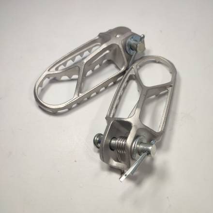 Подножки водителя Hasky F7