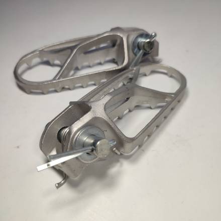 Подножки водителя Hasky F7